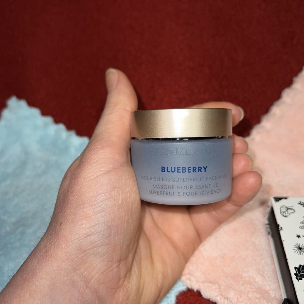 NEW BARE MINERALS - Picture 14 of 15